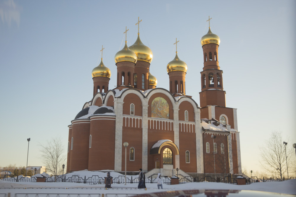 Храм Рождества Христова Нижневартовск осенний