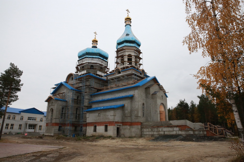 Стройка церкви Умиление