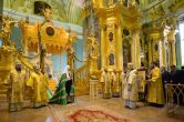 12 июля. Митрополит Павел сослужил Святейшему Патриарху Кириллу за Божественной литургией в Петропавловском соборе.