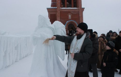 Храм Николая Чудотворца в Излучинске