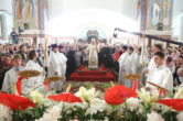 5 мая 2013 г. Пасха, Воскресенский кафедральный собор г. Ханты-Мансийска.