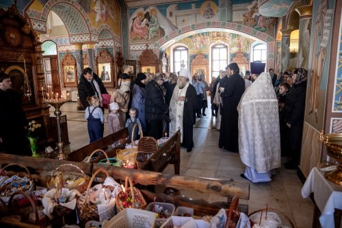 Ханты Мансийск гимназия храм Воскресения Христова