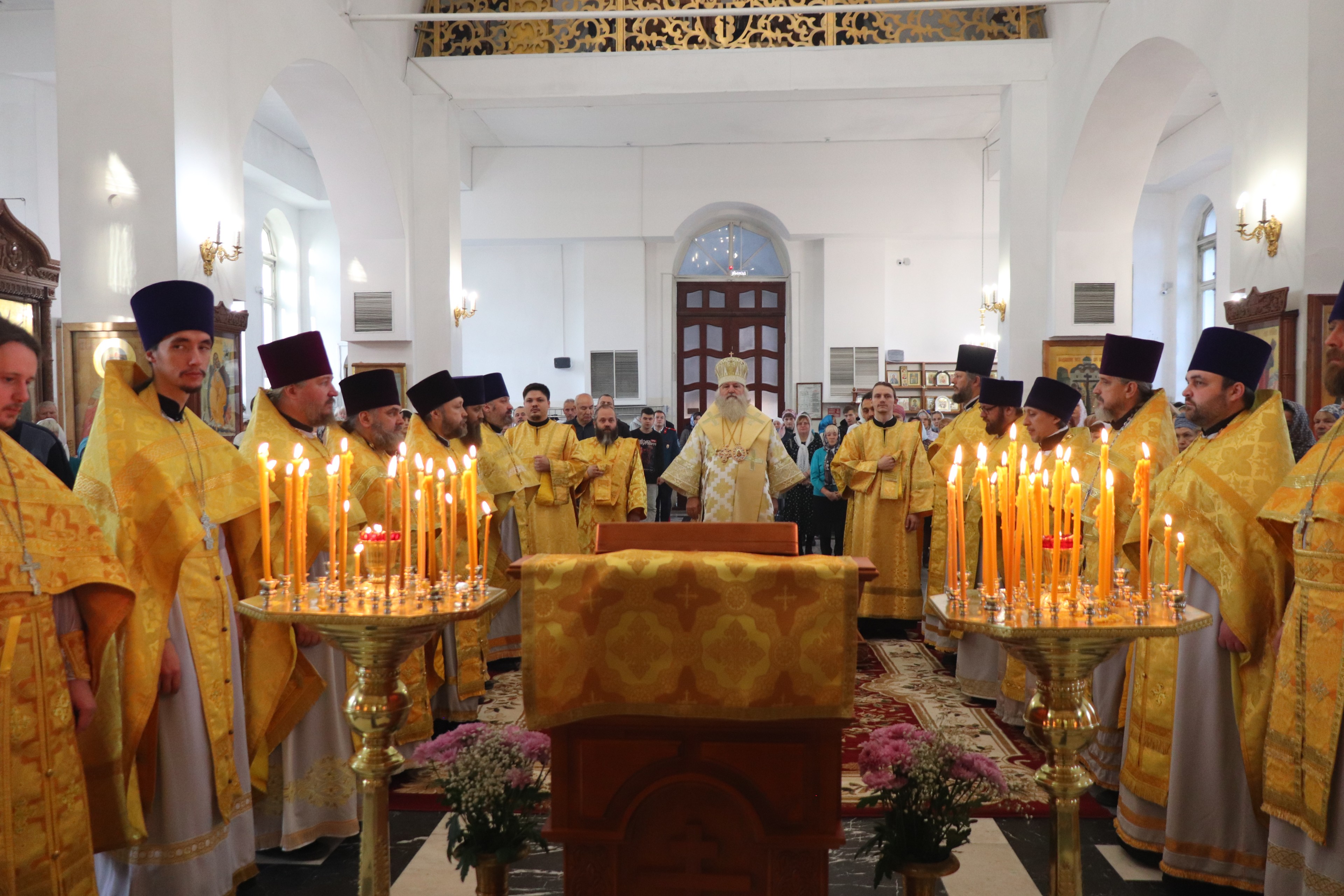 Храм святителя Алексия Московского Нягань зимой