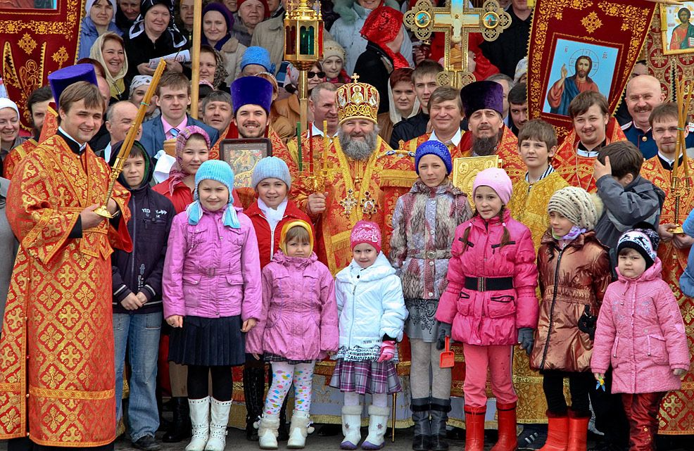 Православные нижнесортымцы встречали архипастыря на Светлой Седмице