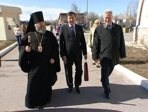 В Югорске побывал епископ Ханты-Мансийский и Сургутский Павел